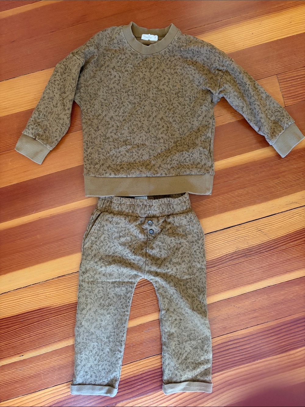 Jamie Kay sweatshirt and pants set